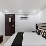 Townhouse Oak Hotel Mannat Goa